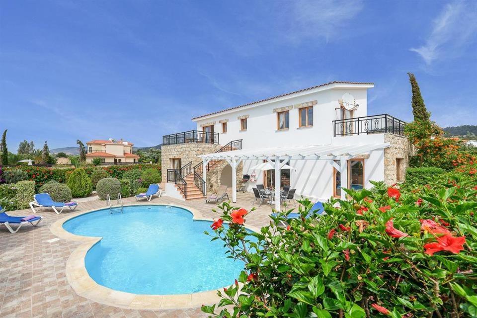 Paphos Argaka Beachfront Villa מראה חיצוני תמונה